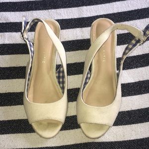 Kelly & Katie Wedges